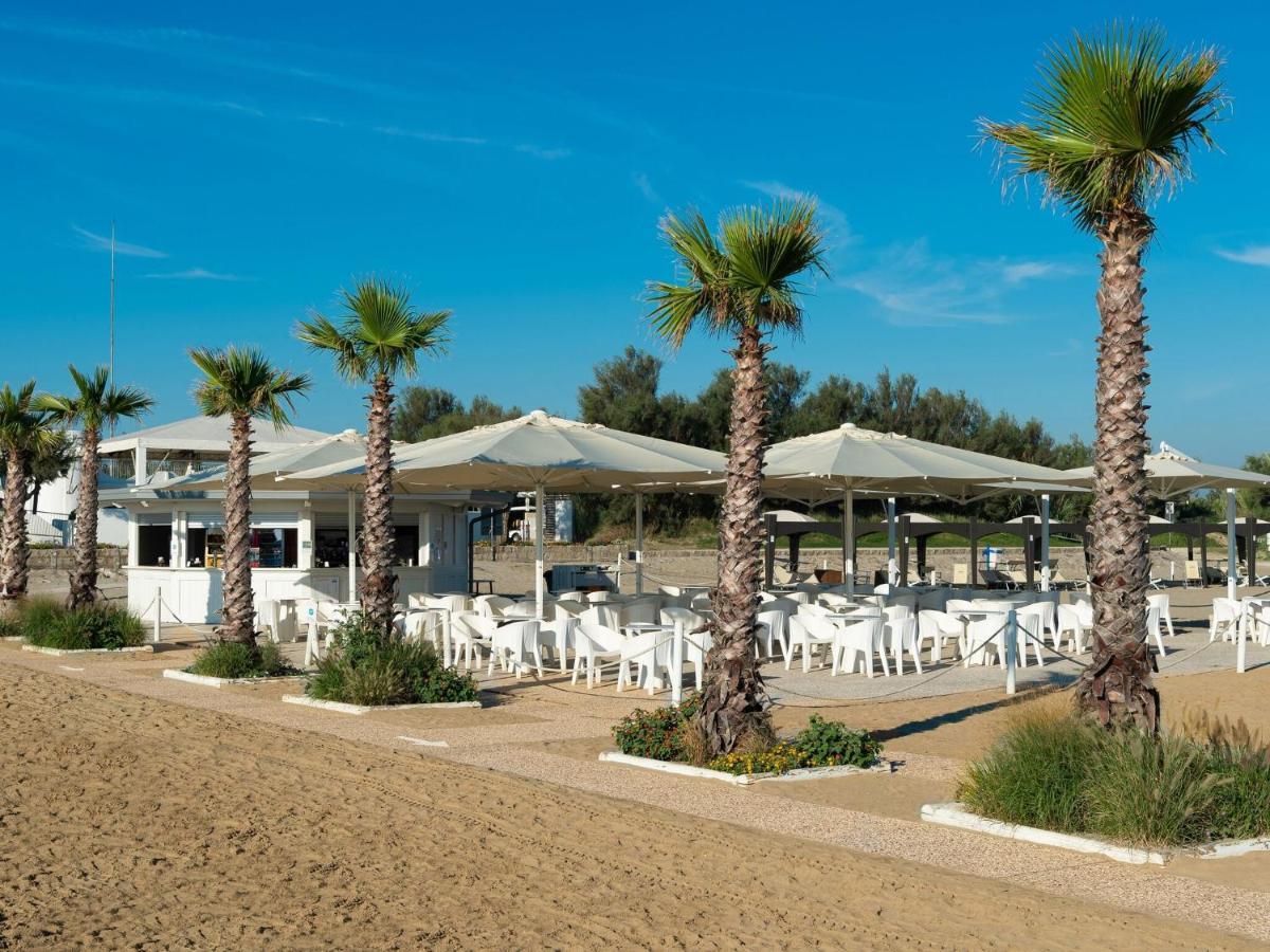 Villa with nice private pool on Isola di Albarella Albarella Island Esterno foto